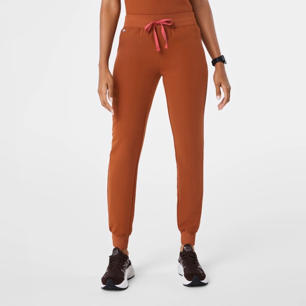 Zamora Jogger Scrub Pants - Dirty Chai